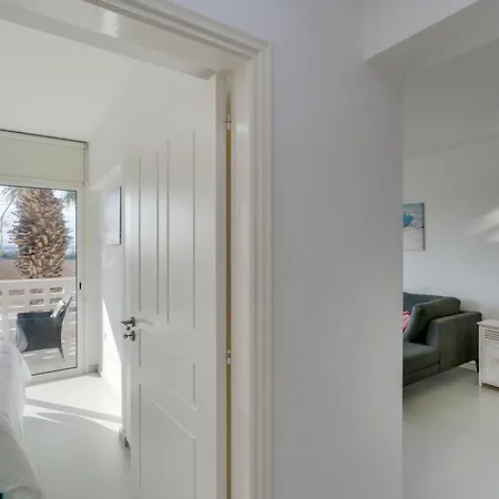 Prázdninový dům Elisabeth Salt Views 200m From Makenzy